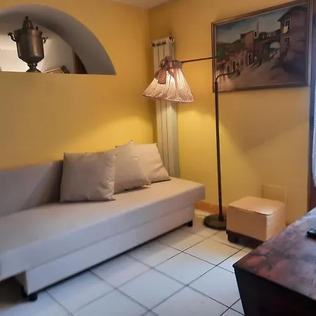 The Pilgrim's Court רומא